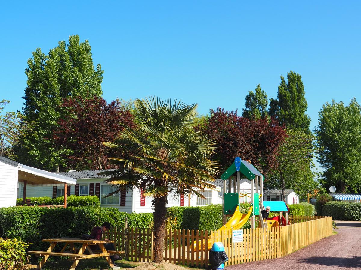 Camping La Prevote Saint-Hilaire-de-Riez Exteriör bild